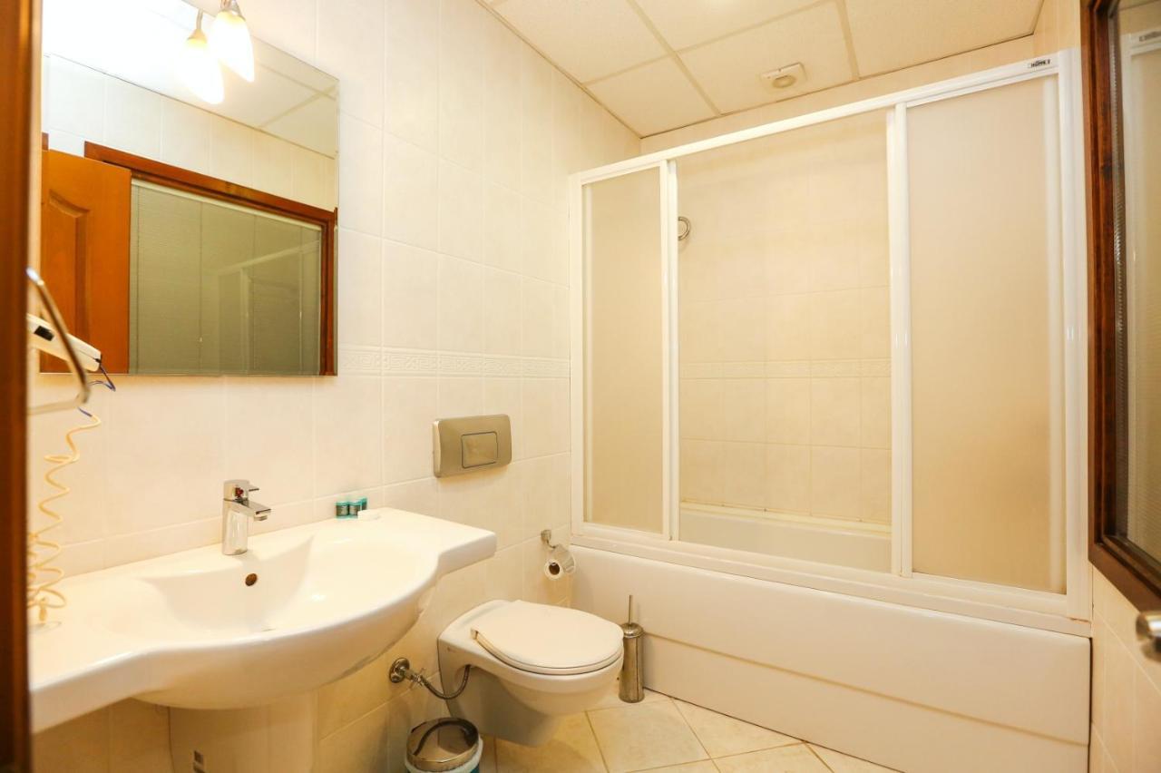 Gocek Unlu Hotel Ngoại thất bức ảnh